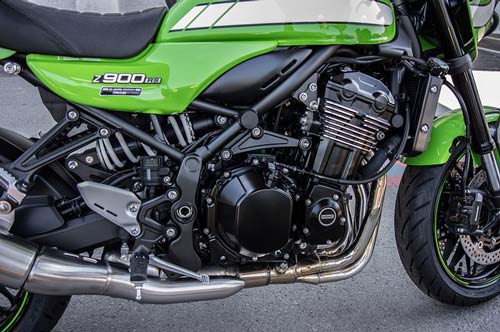 KAWASAKI Z900