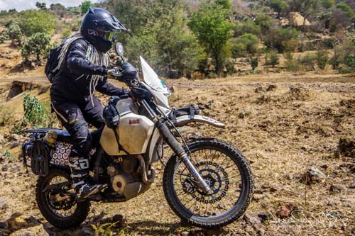 SUZUKI DR650