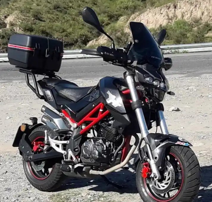 Benelli TNT 135