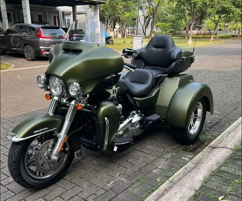  Harley Tri Glide Ultra