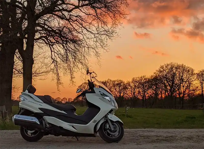 Suzuki Burgman 400