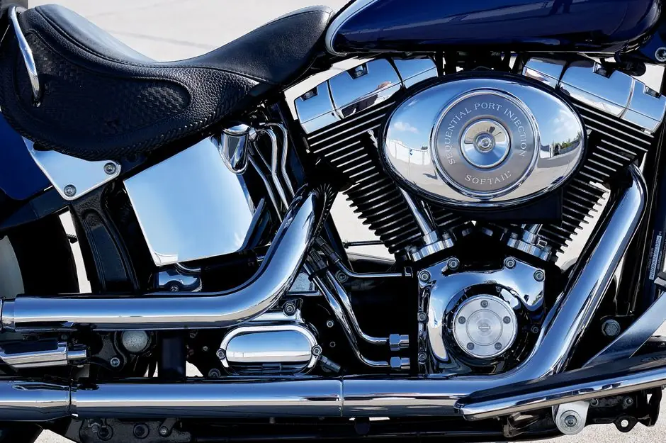 softail motorcycle hidden suspension